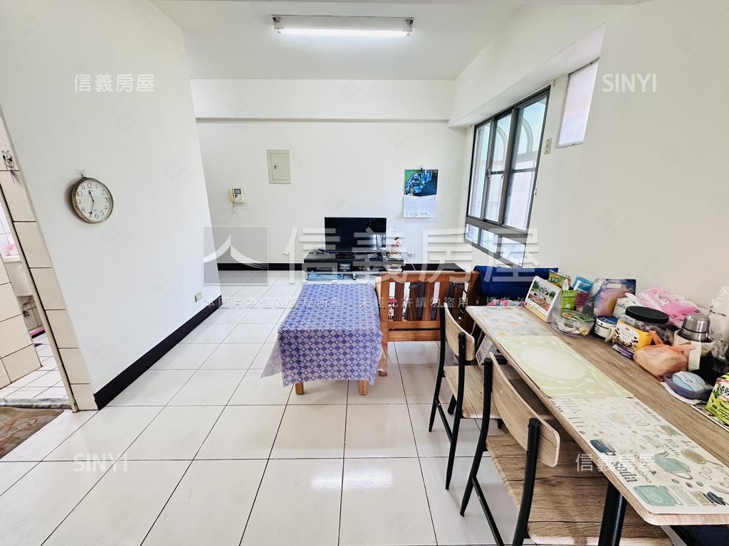 專委翡翠森林３房車位房屋室內格局與周邊環境