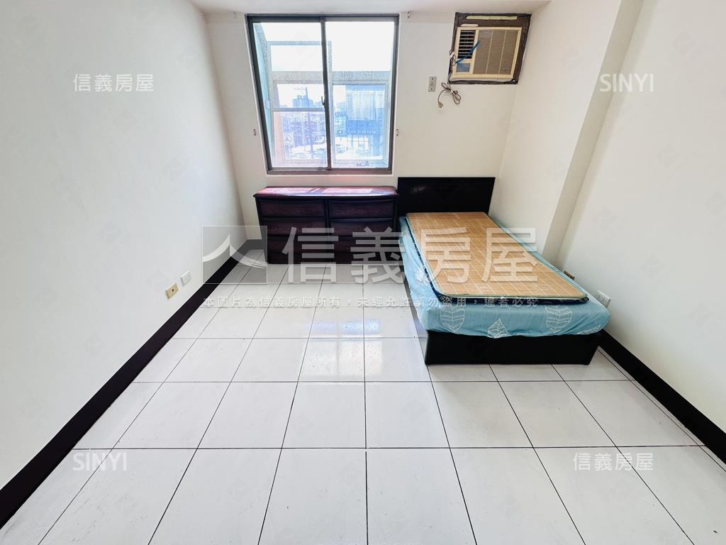 專委翡翠森林３房車位房屋室內格局與周邊環境