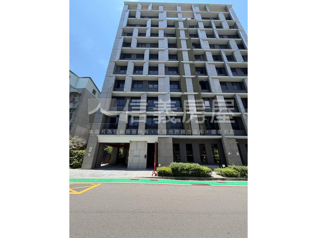 專任鵲喜稀有美宅房屋室內格局與周邊環境