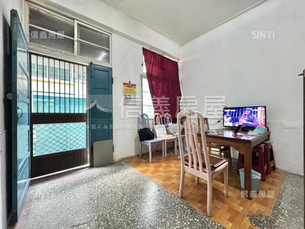 文化中心四維五福商五透天房屋室內格局與周邊環境