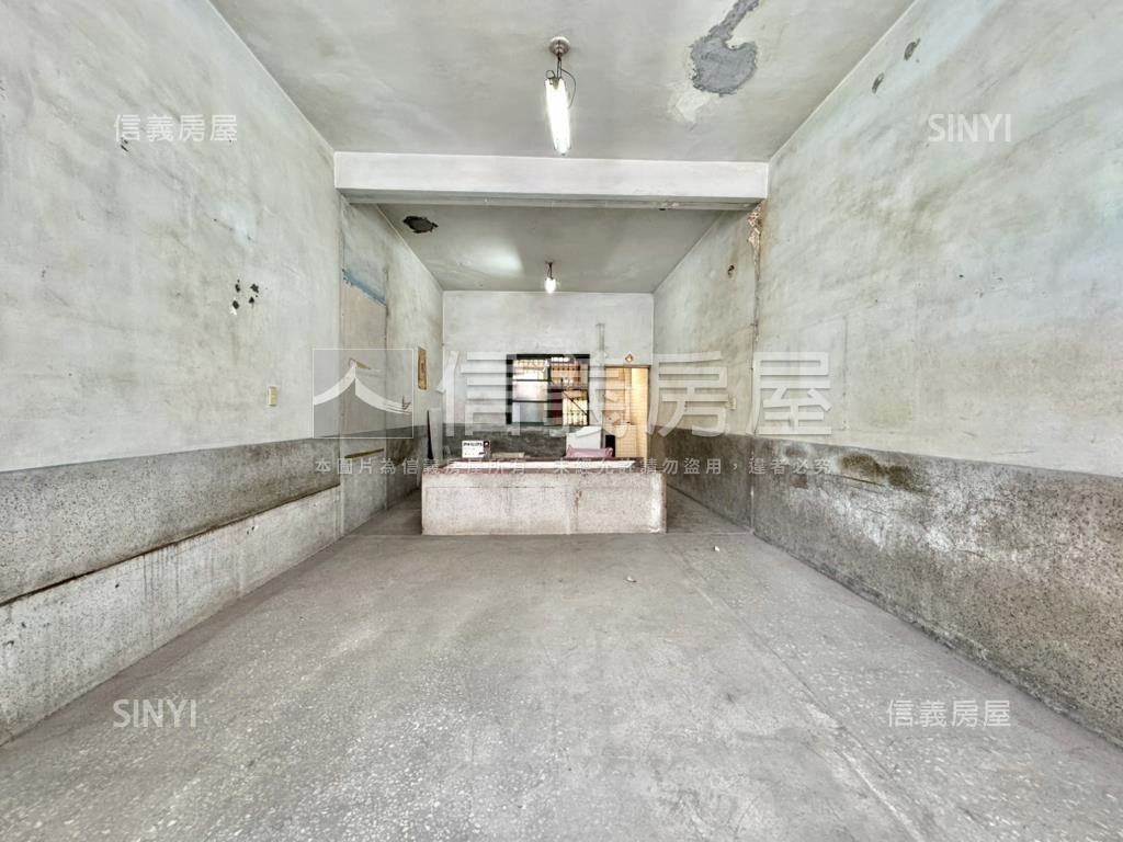 文化中心四維五福商五透天房屋室內格局與周邊環境