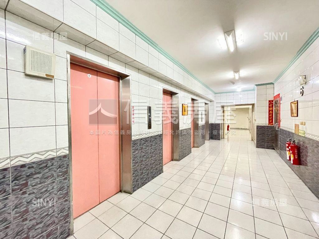 有整理套房房屋室內格局與周邊環境
