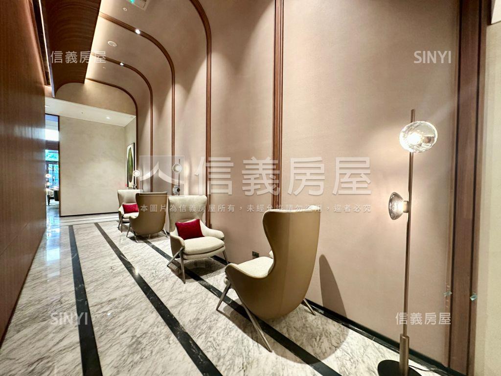 近捷運ＶＶＳ１邊間好規劃房屋室內格局與周邊環境