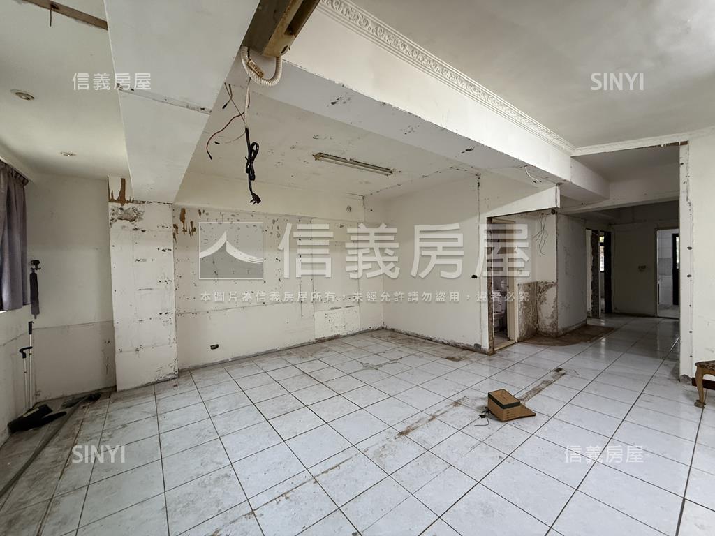 明德路邊間大空間房屋室內格局與周邊環境