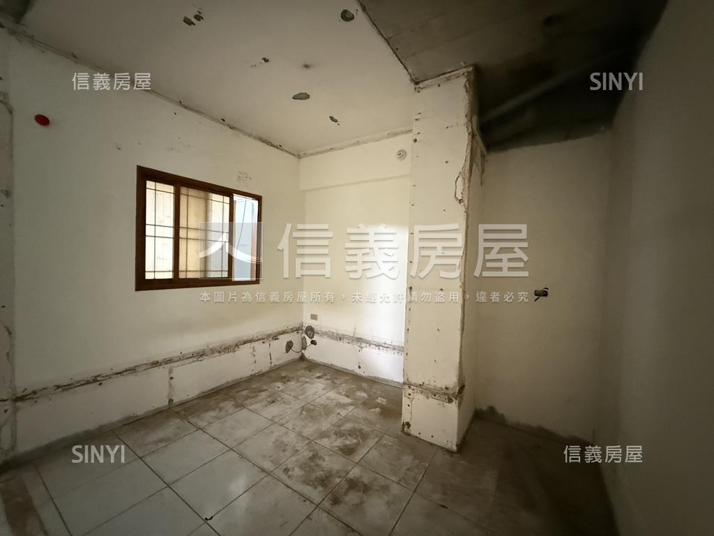 明德路邊間大空間房屋室內格局與周邊環境