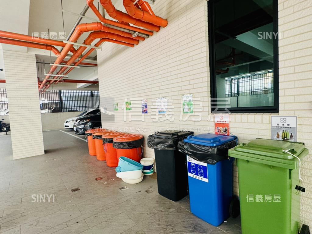 日東昇約６年精緻兩房平車房屋室內格局與周邊環境