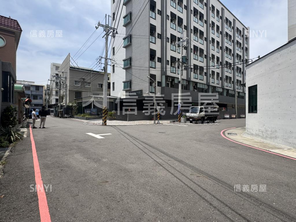 日東昇約６年精緻兩房平車房屋室內格局與周邊環境