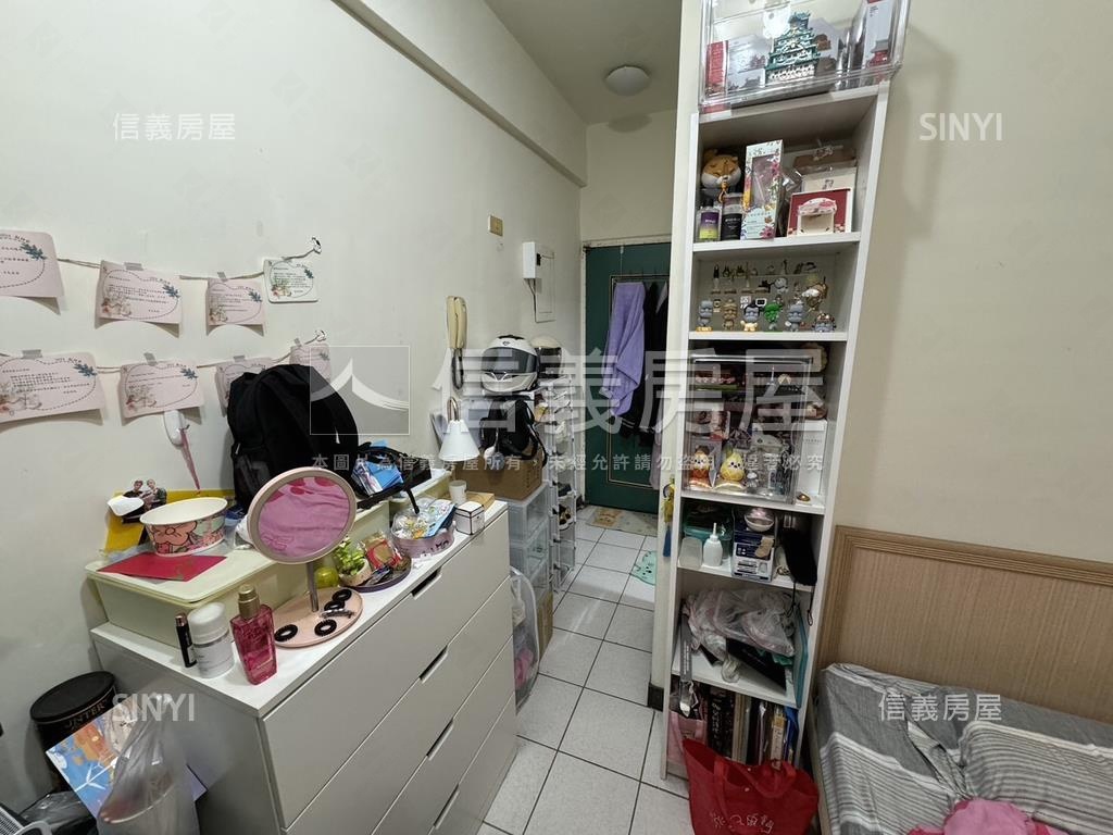近東海瑞聯邊間美套Ｂ房屋室內格局與周邊環境