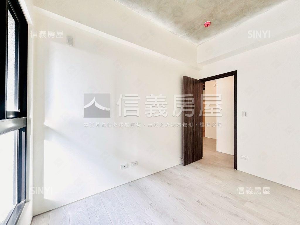 潮尚居全新未住房屋室內格局與周邊環境