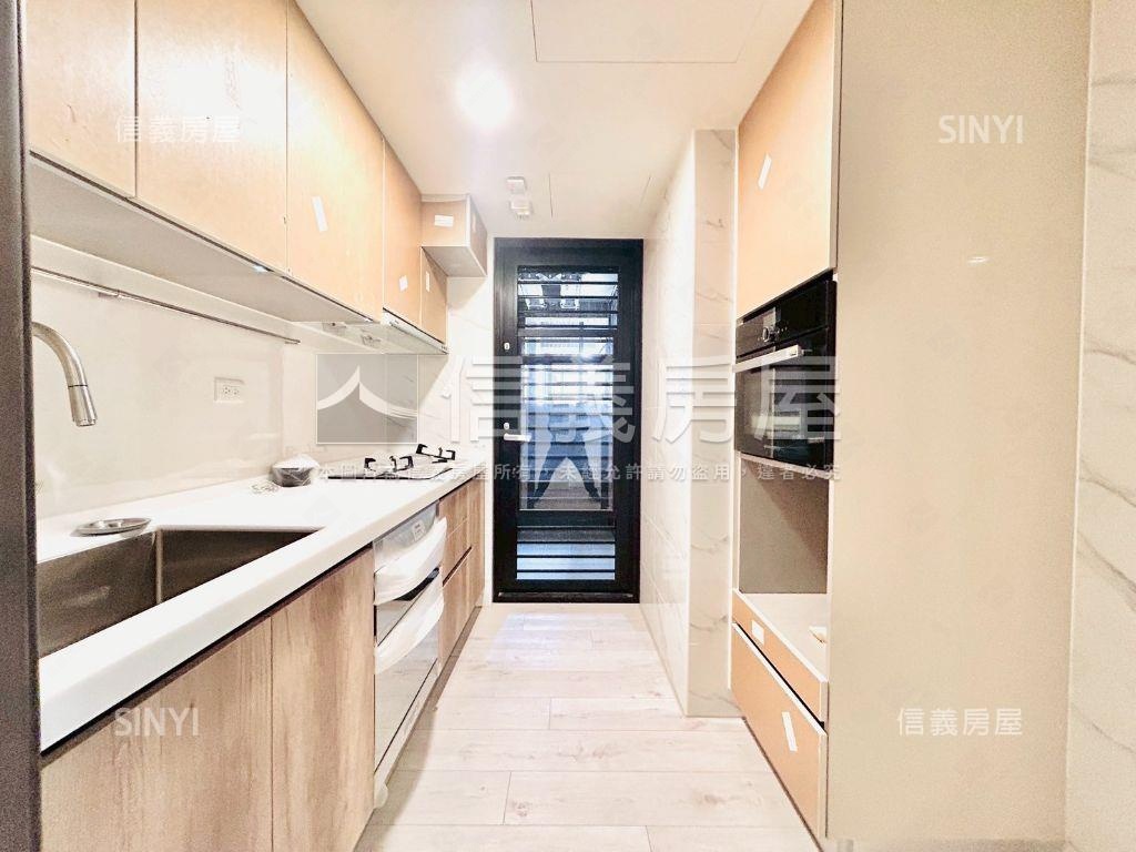 潮尚居全新未住房屋室內格局與周邊環境