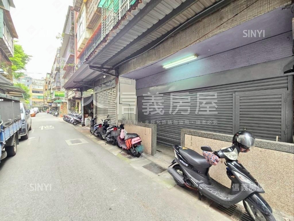 珍稀有面寬便利大空間一樓房屋室內格局與周邊環境