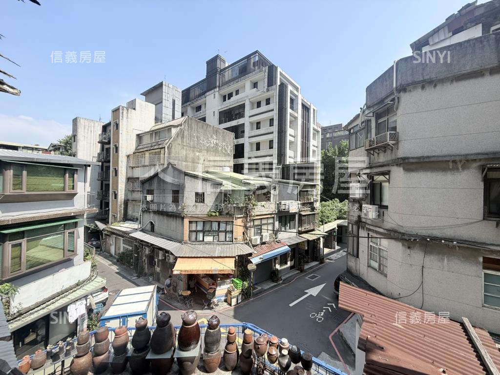 地上權Ω東門低總價三樓房屋室內格局與周邊環境