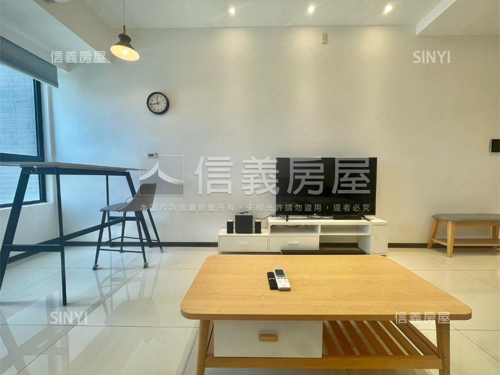 近捷運＠長群享享日荷房屋室內格局與周邊環境