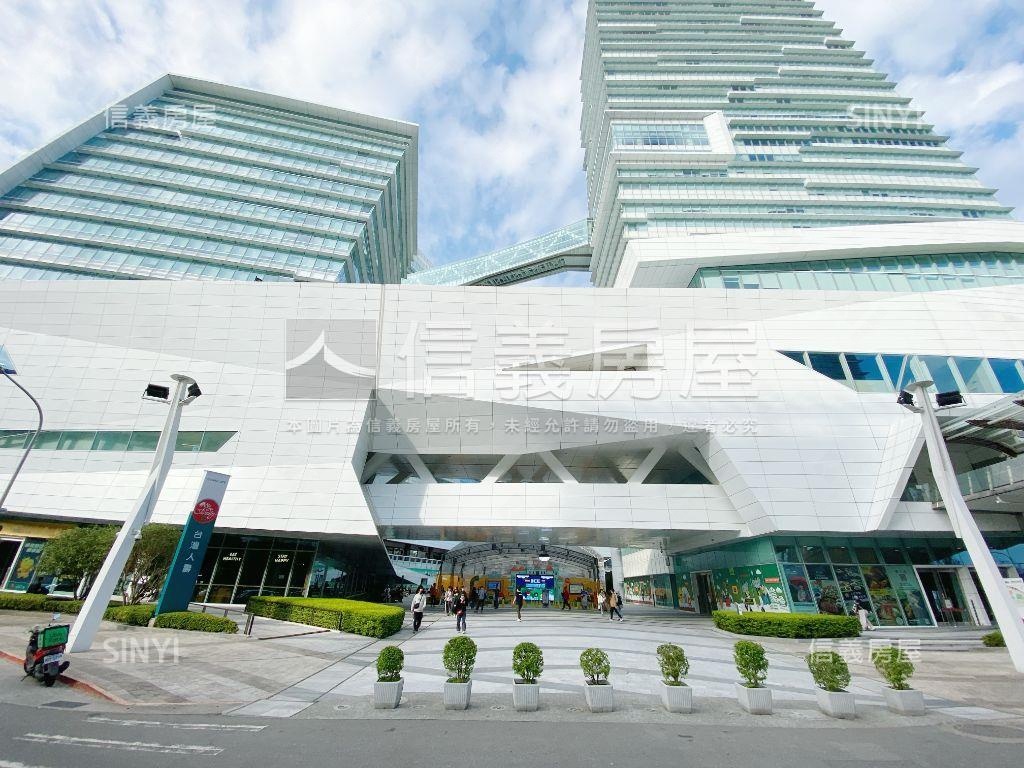 Ａ１元利挑高面寬店面房屋室內格局與周邊環境