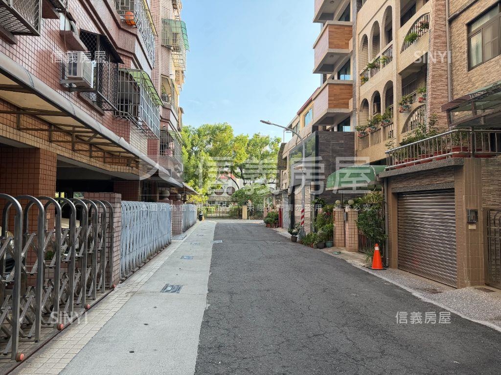 近衛武營高樓明亮三房平車房屋室內格局與周邊環境