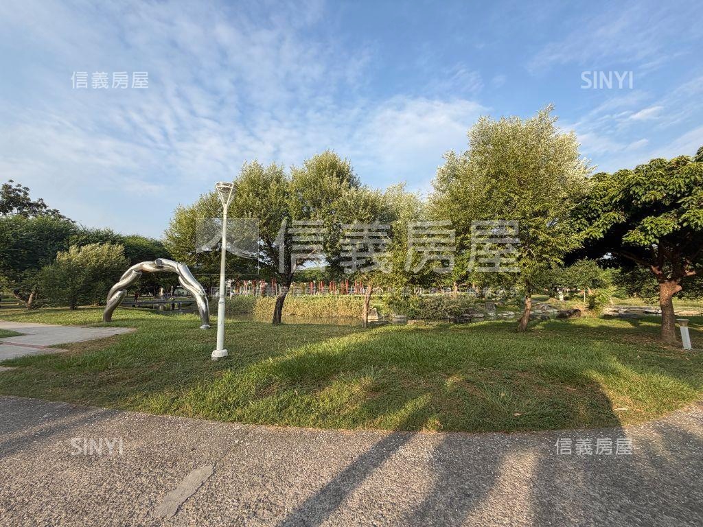 近衛武營高樓明亮三房平車房屋室內格局與周邊環境