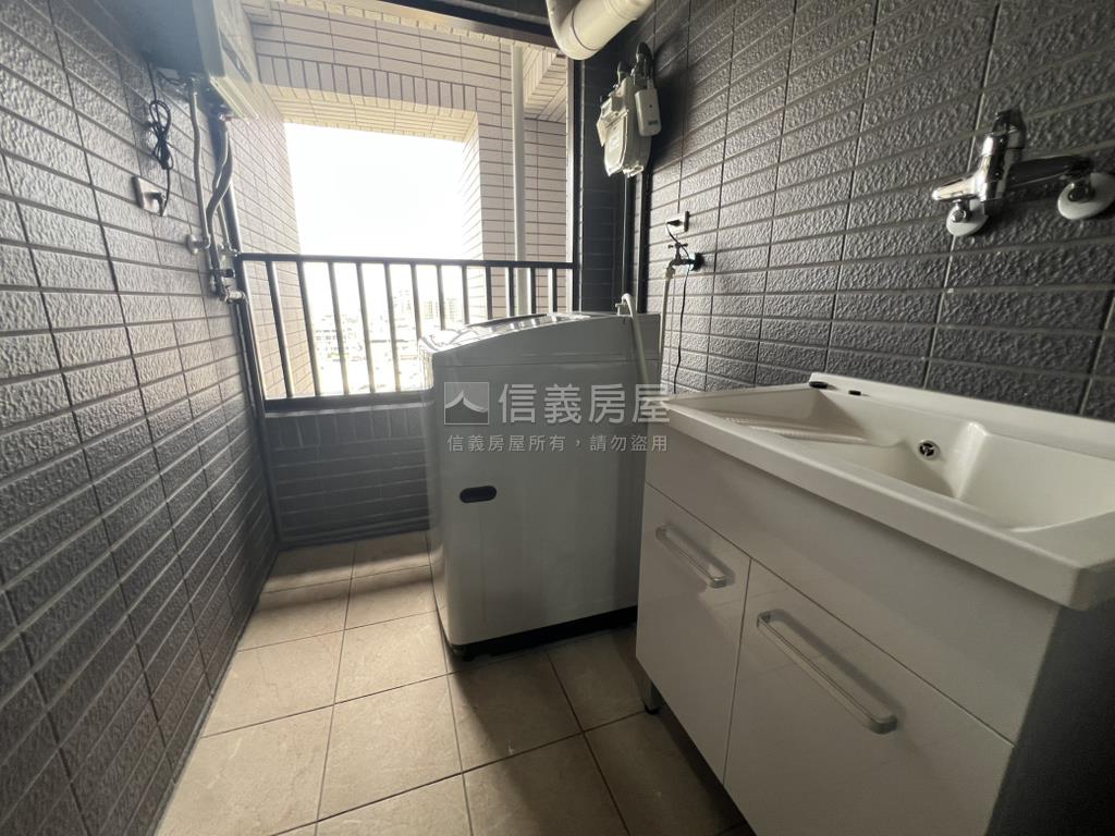 金馬之櫻●視野兩房＋平車房屋室內格局與周邊環境