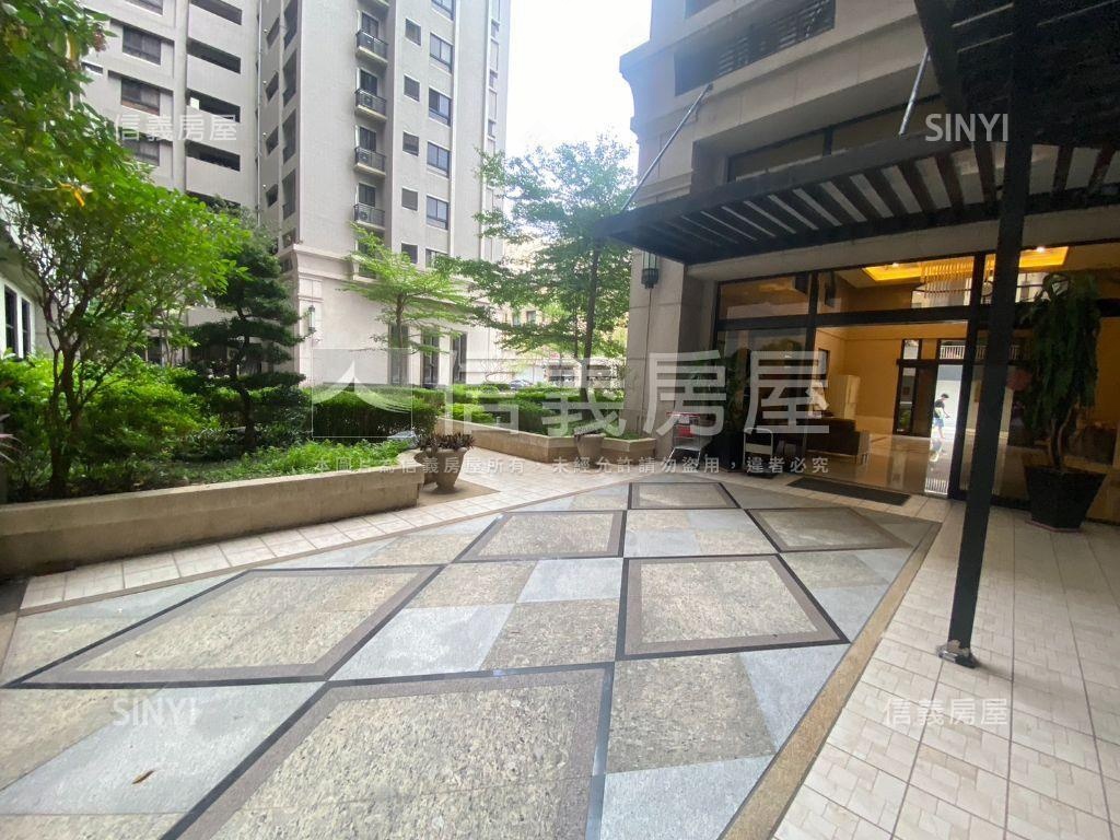 佳福皇璽精裝潢三房房屋室內格局與周邊環境