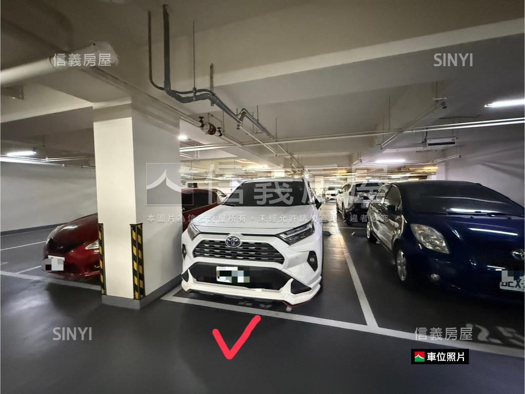 ＥＶＯ高樓層朝南兩房平車房屋室內格局與周邊環境