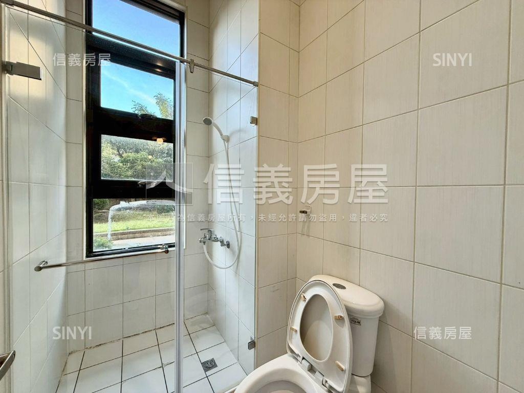 內壢．挑高絕美兩房車位房屋室內格局與周邊環境