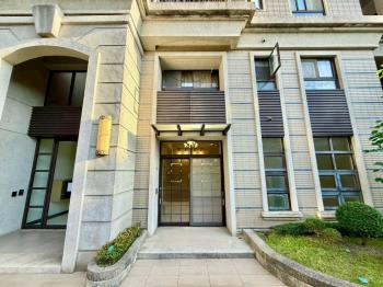 內壢．挑高絕美兩房車位