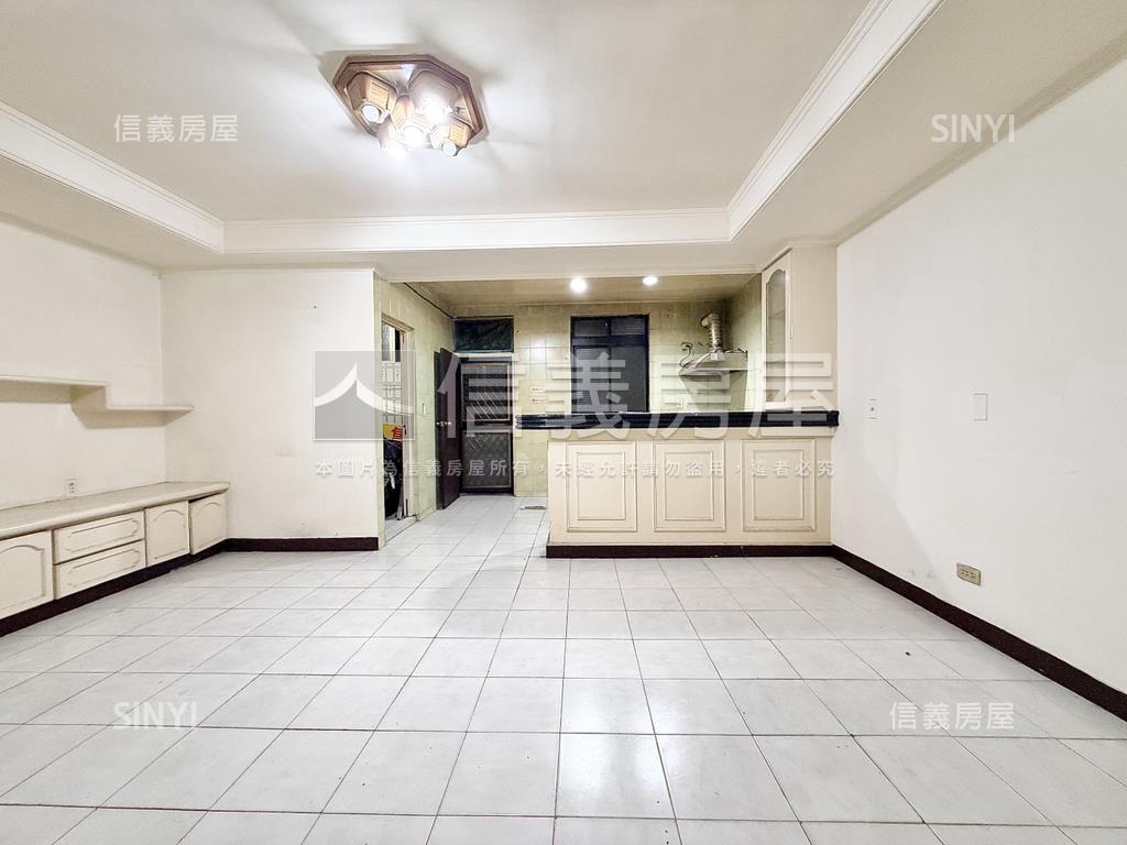 有學區～有北二高真方便房屋室內格局與周邊環境