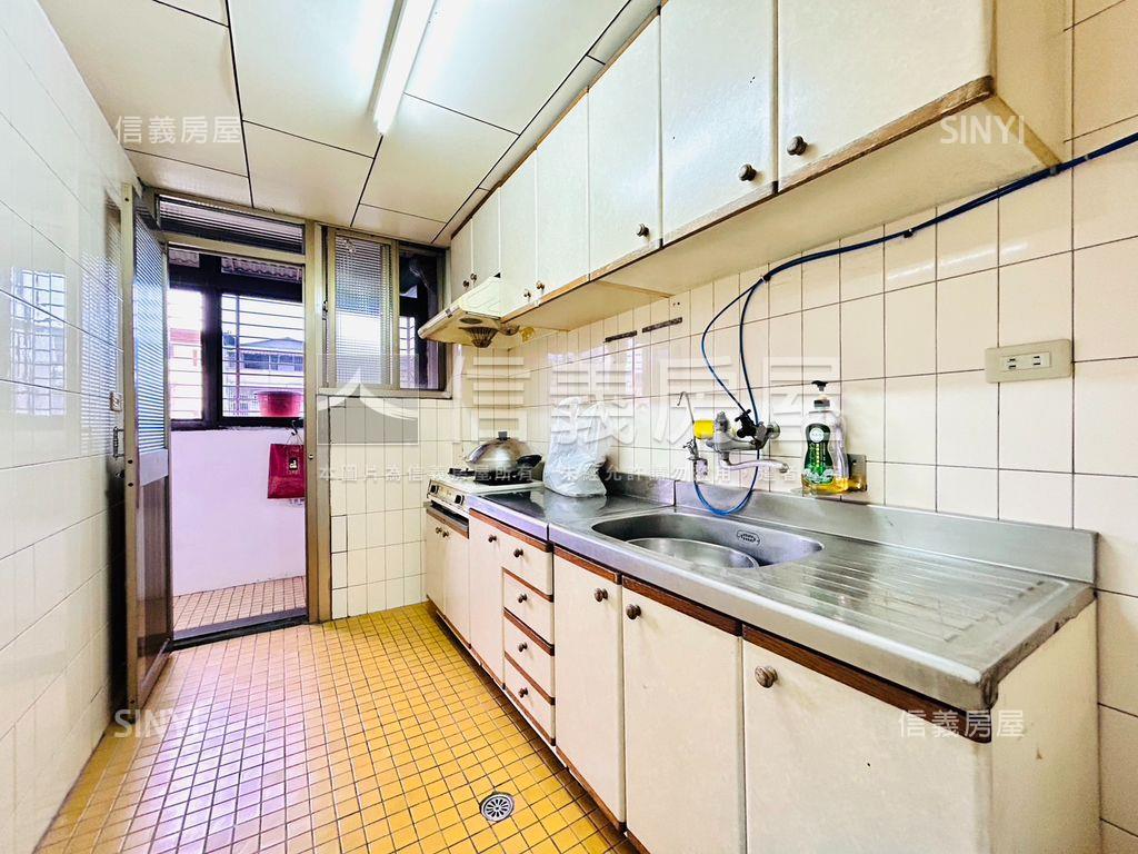 松江路旁靜巷方正電梯房屋室內格局與周邊環境