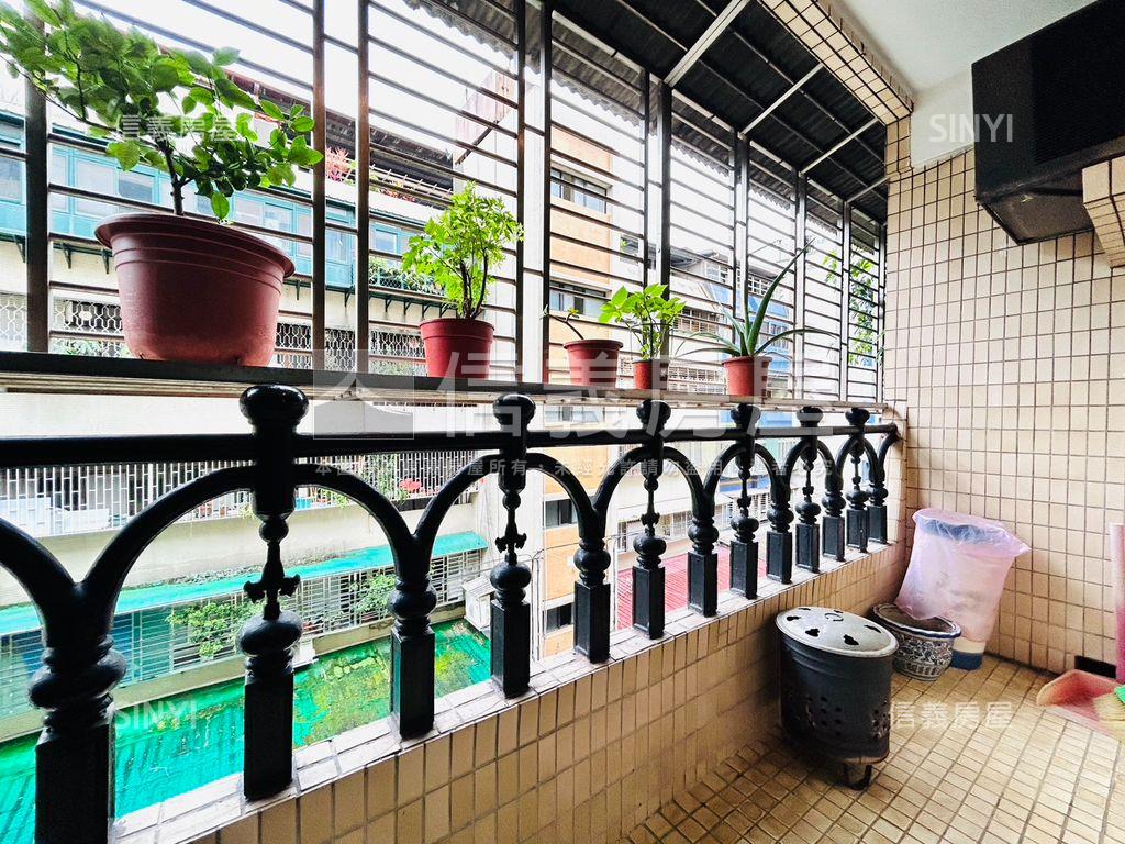 松江路旁靜巷方正電梯房屋室內格局與周邊環境