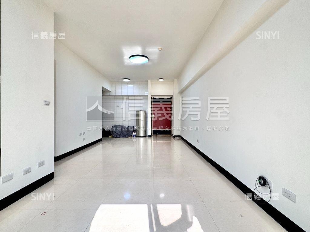 新整理愛河戀採光兩房車位房屋室內格局與周邊環境