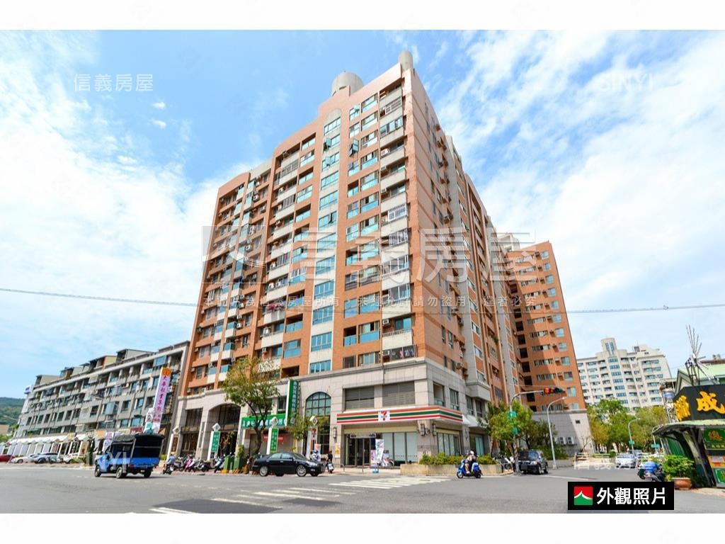 新整理愛河戀採光兩房車位房屋室內格局與周邊環境