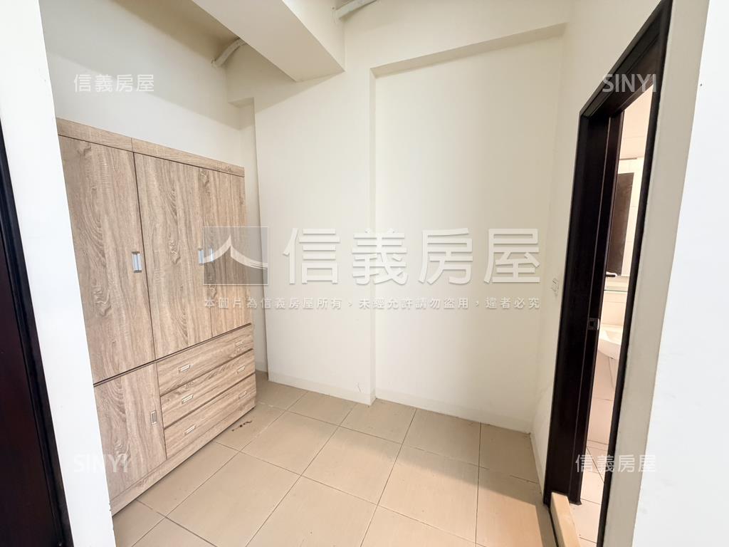 中央公園金雞母店房屋室內格局與周邊環境