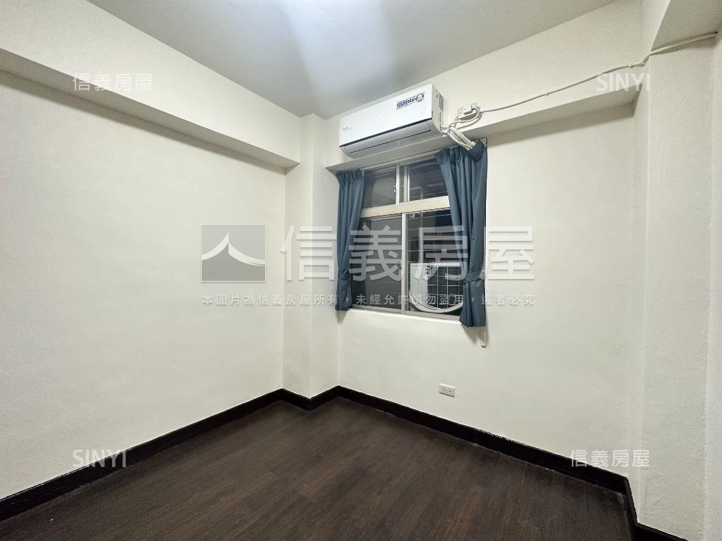 近後山埤龍華邊間電梯三房房屋室內格局與周邊環境