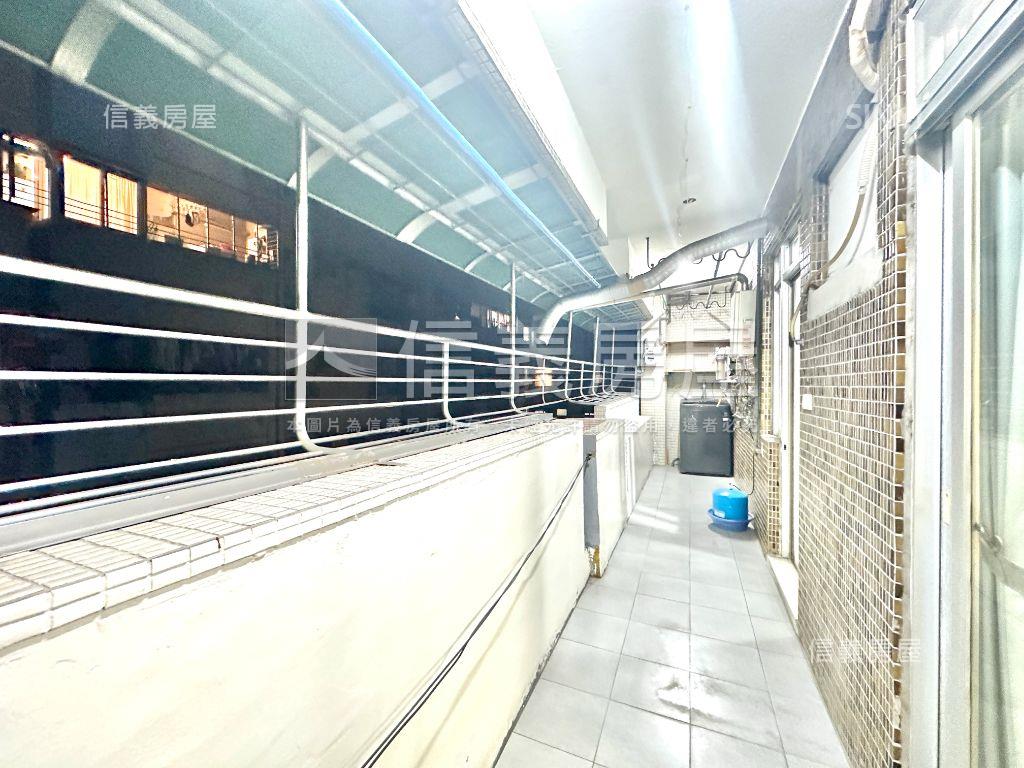 近後山埤龍華邊間電梯三房房屋室內格局與周邊環境