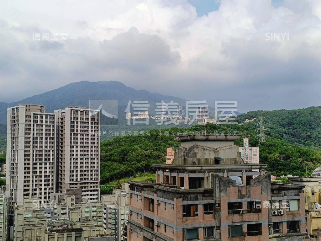 水立方山河泳池高樓房屋室內格局與周邊環境