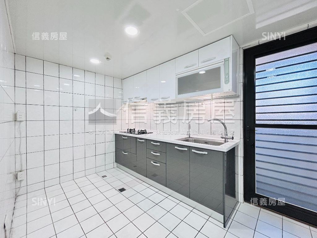 雙學區南崁帝王景觀戶房屋室內格局與周邊環境