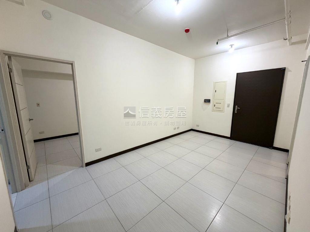 新悅城未住兩房房屋室內格局與周邊環境
