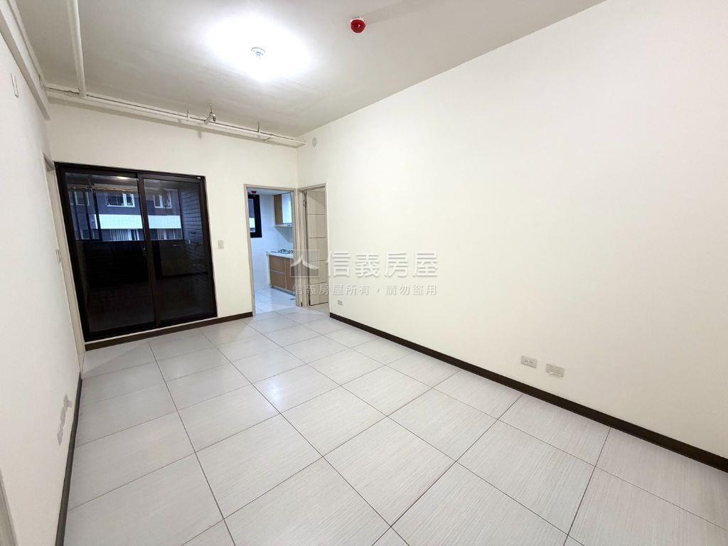 新悅城未住兩房房屋室內格局與周邊環境
