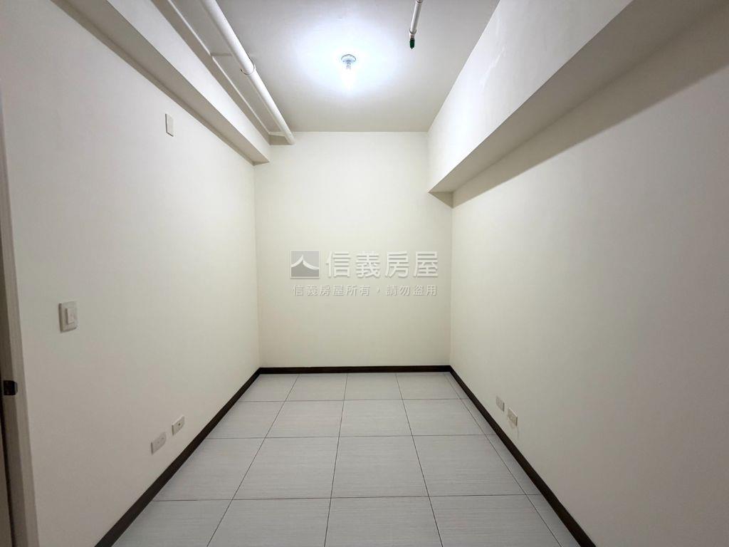 新悅城未住兩房房屋室內格局與周邊環境