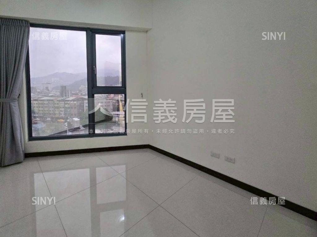 木柵商圈沐心電梯三房平車房屋室內格局與周邊環境