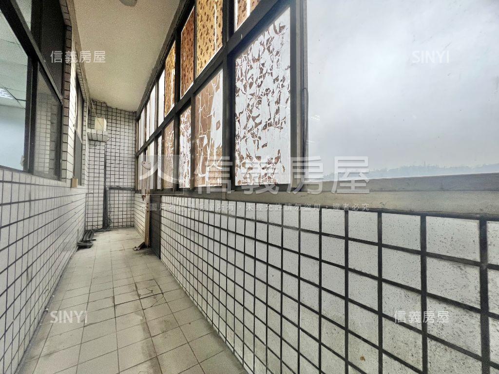 國際世貿電梯廠辦房屋室內格局與周邊環境