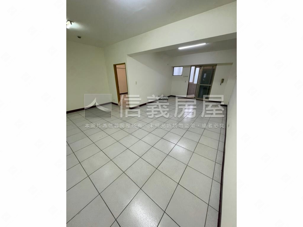 金馬２期三房美廈房屋室內格局與周邊環境