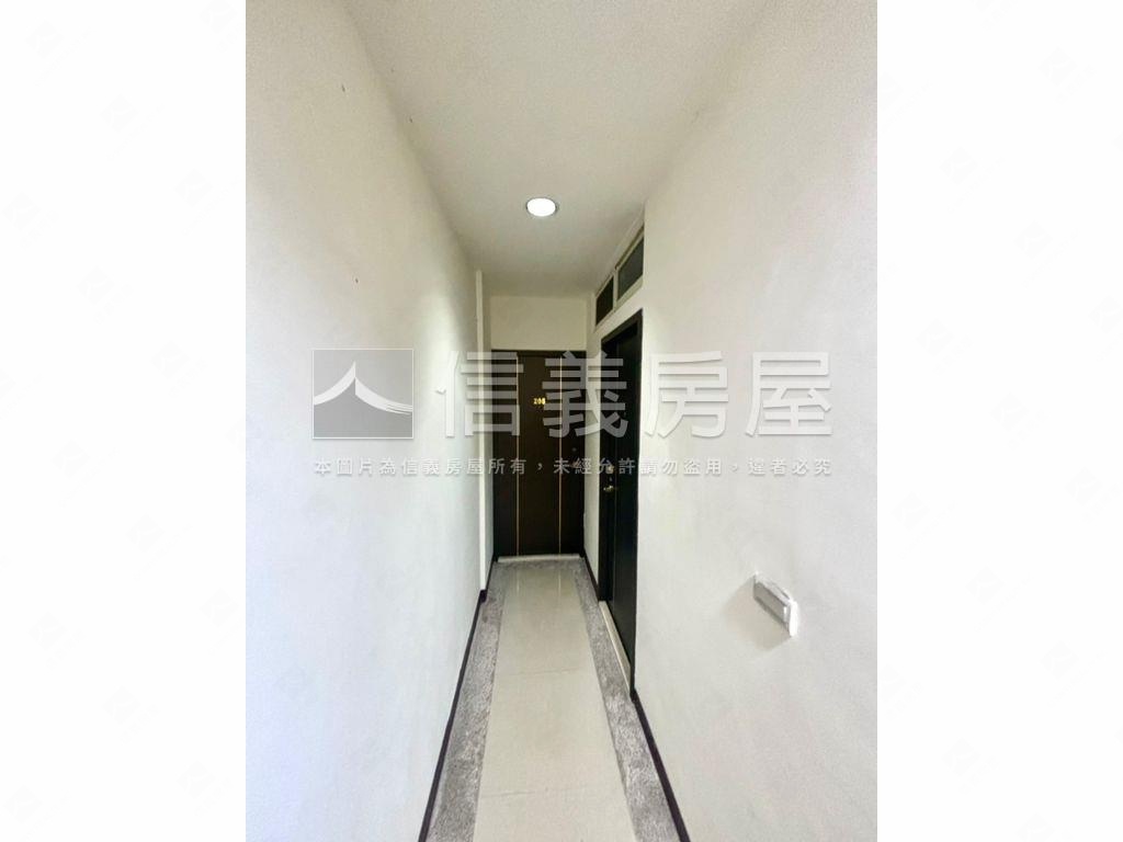 誠售北區收租裝潢臨路透天房屋室內格局與周邊環境