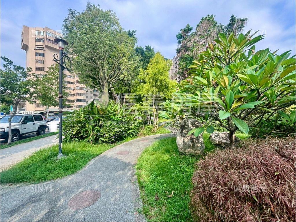 誠售北區收租裝潢臨路透天房屋室內格局與周邊環境