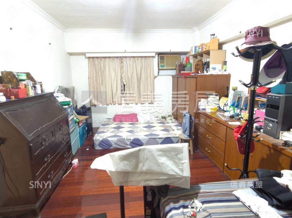 近林森國小樓中樓四房車位房屋室內格局與周邊環境