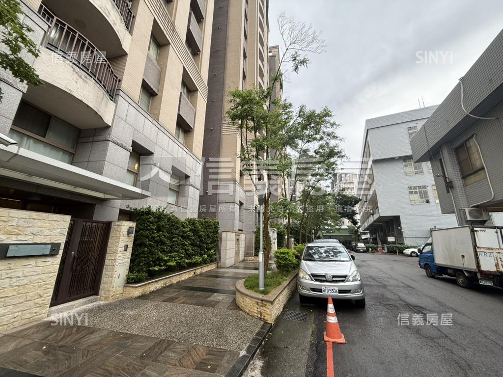 久樘好雅大空間店面房屋室內格局與周邊環境