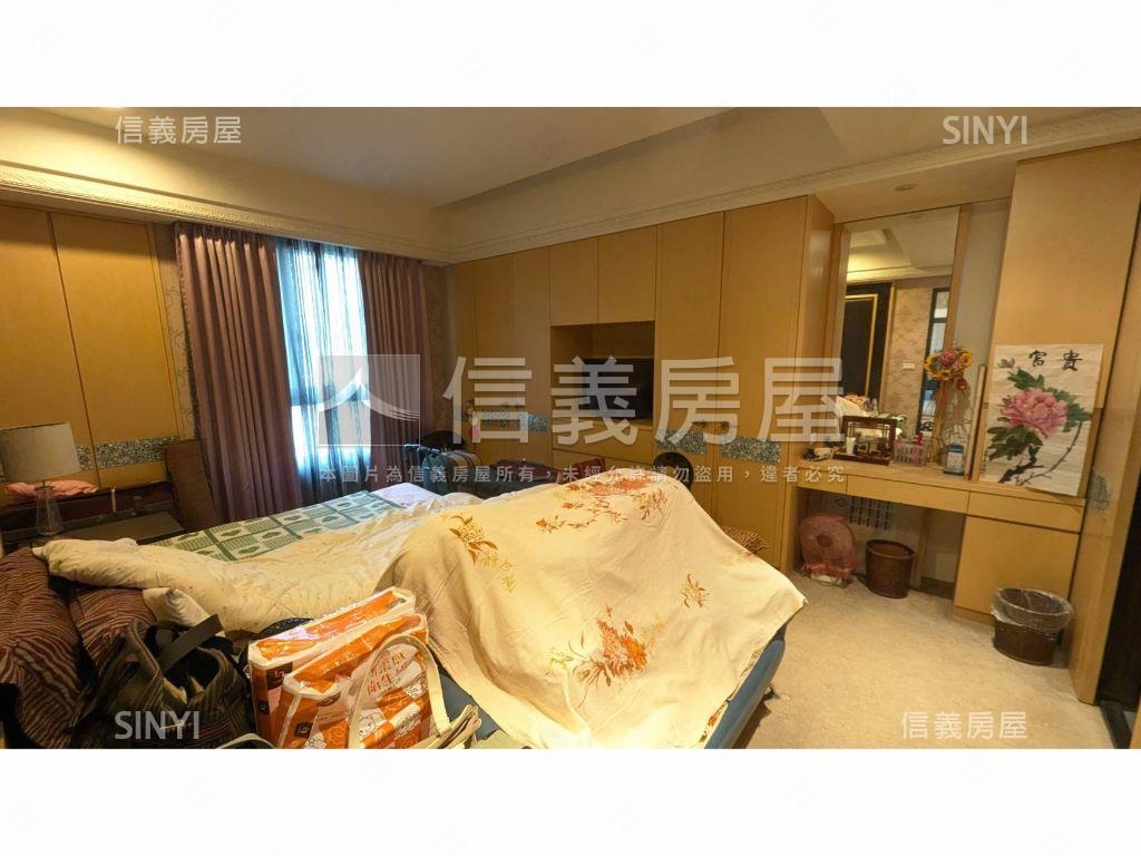 崇德１１期四房雙平車房屋室內格局與周邊環境