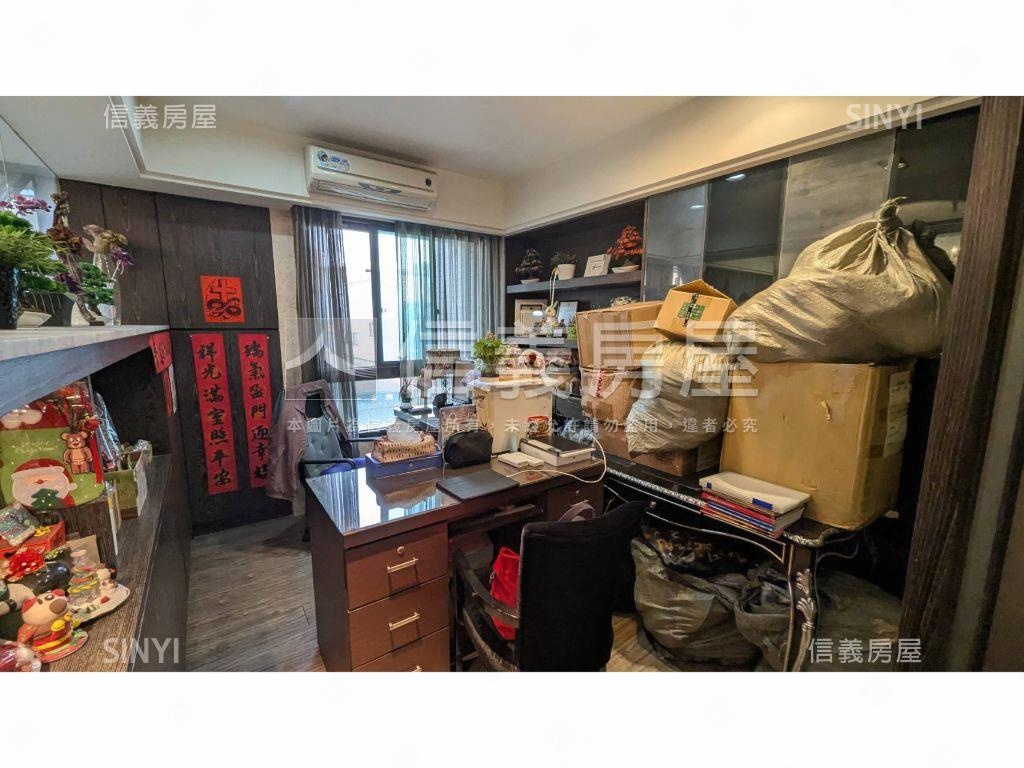 崇德１１期四房雙平車房屋室內格局與周邊環境