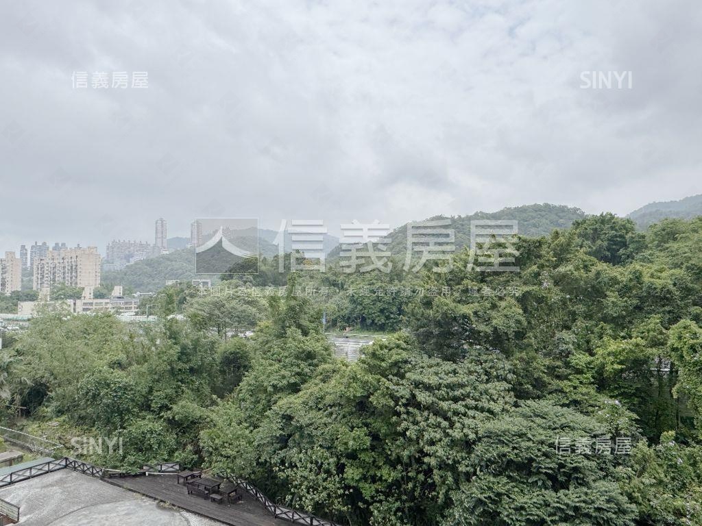 巴黎春天景觀套房房屋室內格局與周邊環境