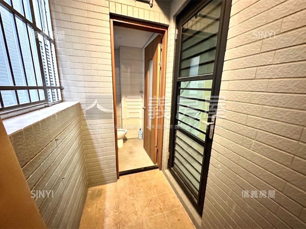 德民市場收租正路電梯透店房屋室內格局與周邊環境