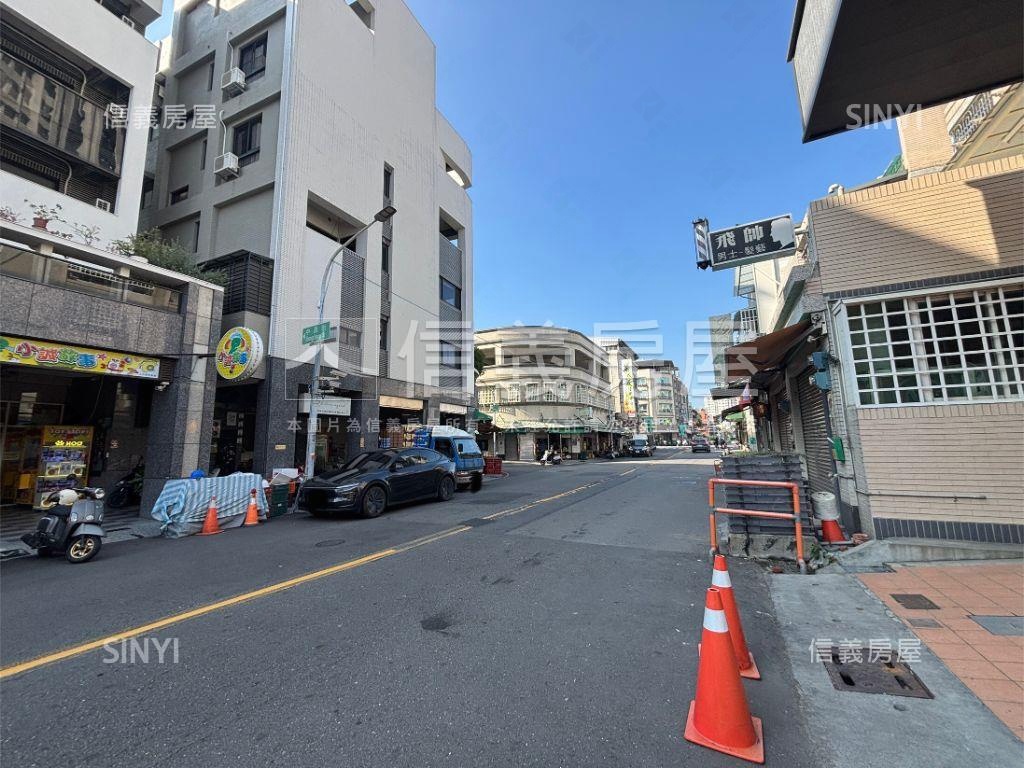 德民市場收租正路電梯透店房屋室內格局與周邊環境